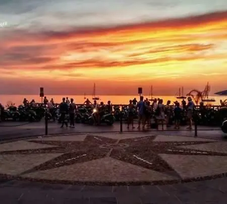 호텔 Beachpass 체팔루